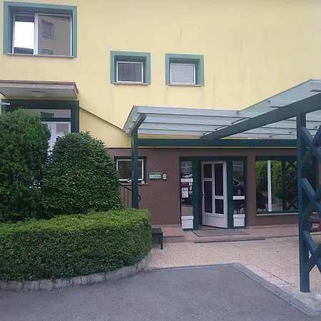 Depandansa Hotel-a Pri Belokranjcu 3*